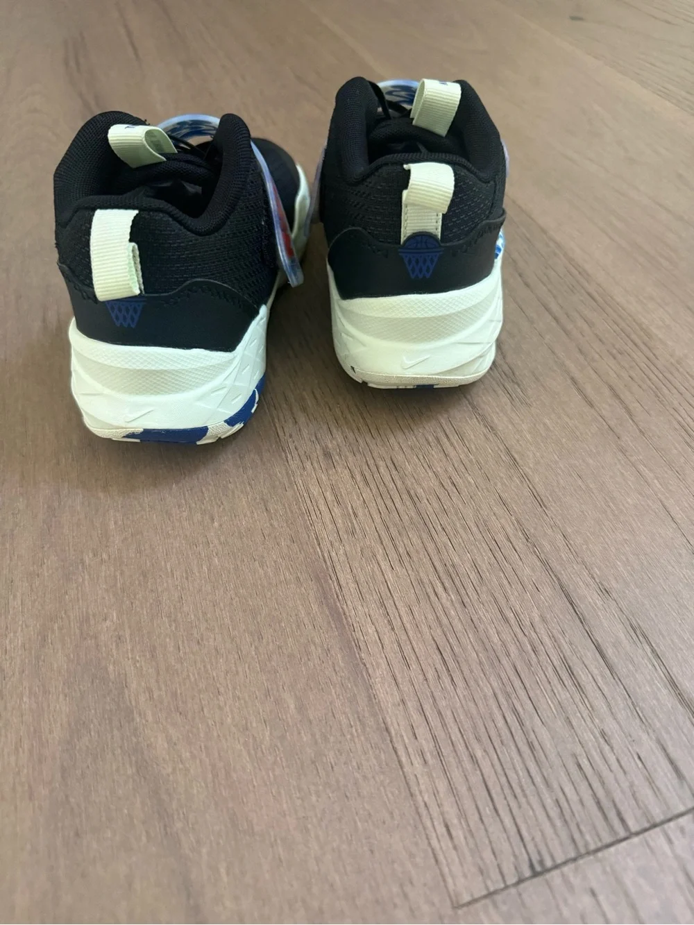 Nike Team Hustle D 12 Basketball Shoes Boys 2Y Black Blue